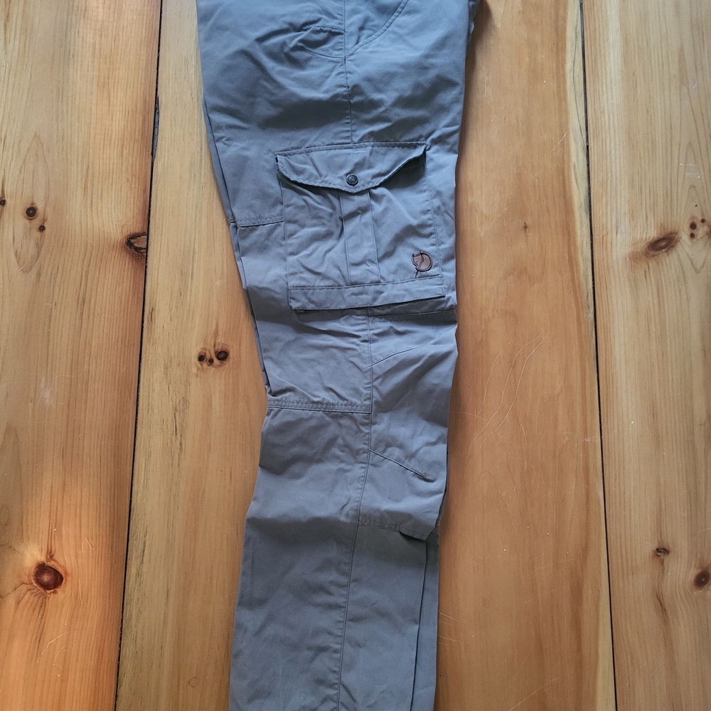 Nwot. Fjallraven Men's Tan Vida Pro Cargo Pants